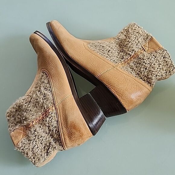 Wolverine 1883 Tan Leather Ankle Boots - Picture 6 of 9